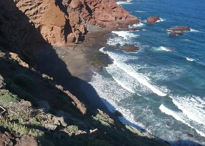 Хостел Montes De Anaga *